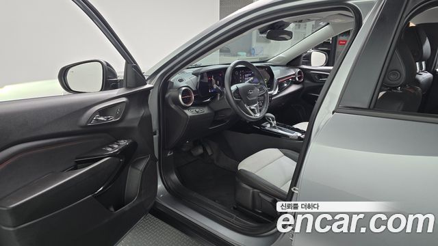 Chevrolet Trax Crossover 1.2 Red Line 2025 — фото 10