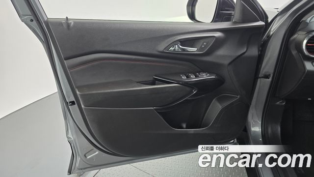 Chevrolet Trax Crossover 1.2 Red Line 2025 — фото 30