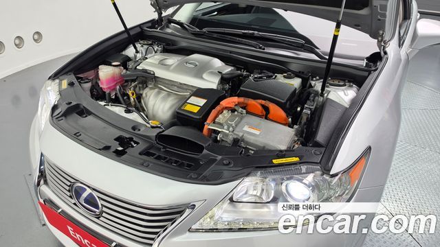 Lexus ES300h Supreme XV60 2015 — фото 6
