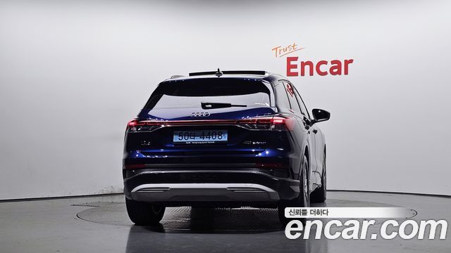 Audi Q4 e-tron (F4) 45 2025 — фото 4