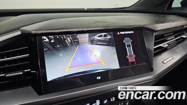 Audi Q4 e-tron (F4) 45 2025 — фото 18