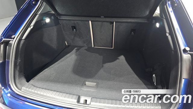 Audi Q4 e-tron (F4) 45 2025 — фото 33