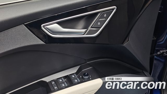 Audi Q4 e-tron (F4) 45 2025 — фото 36