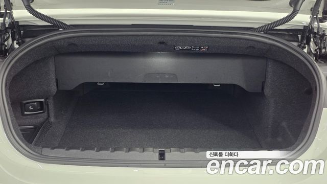 BMW 4 Series (G22) 420i M Sport Pro Convertible 2025 — фото 15