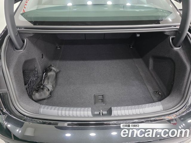 Audi A6 (C9) 40 TFSI S Line 2026 — фото 24