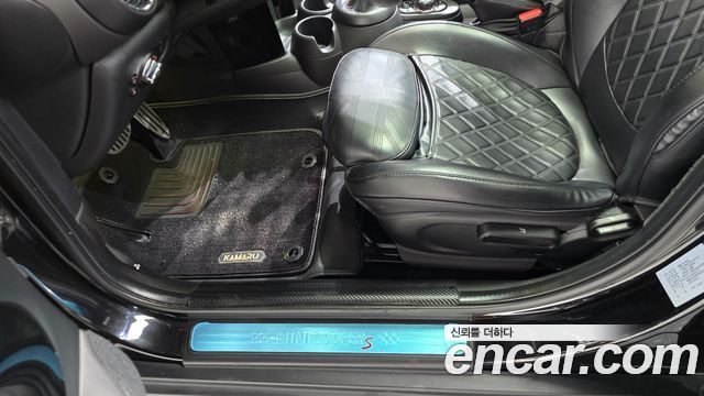 MINI Cooper S 5Door HIGH 3rd 2021 — фото 19