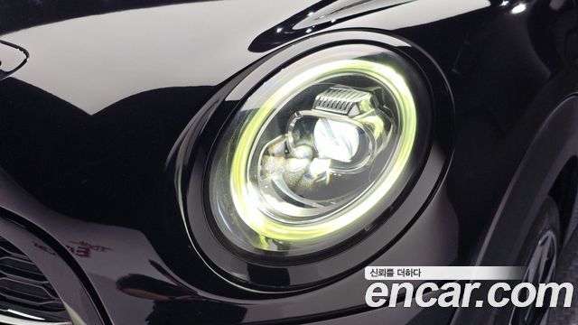 MINI Cooper S 5Door HIGH 3rd 2021 — фото 22