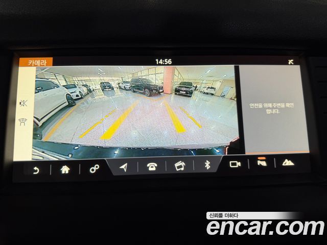 Land Rover Discovery Sport 2.0 TD4 HSE Luxury 2018 — фото 17