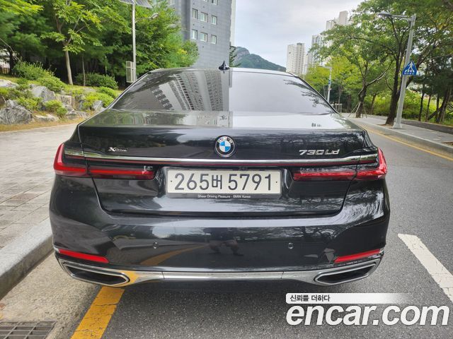BMW 7 Series (G11) 730Ld xDrive Design Pure Excellence 2021 — фото 4