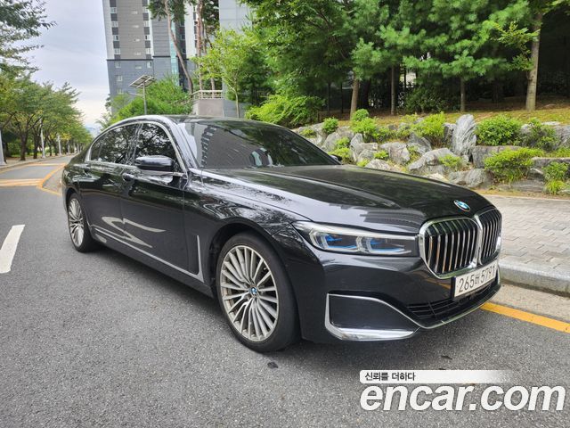 BMW 7 Series (G11) 730Ld xDrive Design Pure Excellence 2021 — фото 24
