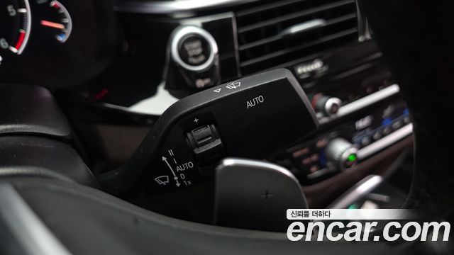 BMW 6 Series GT (G32) 620d Luxury 2019 — фото 31