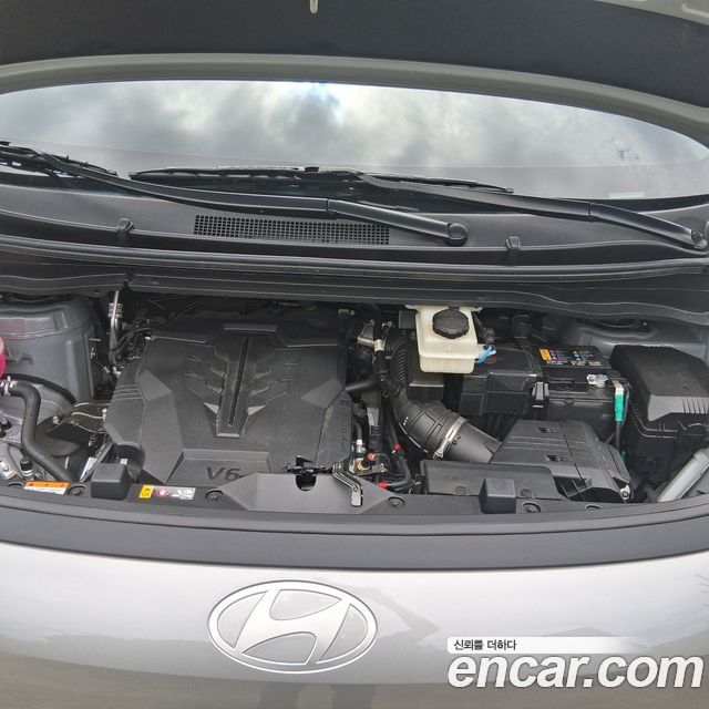 Hyundai Staria L3.5 Cargo 3-Seater Modern 2026 — фото 6