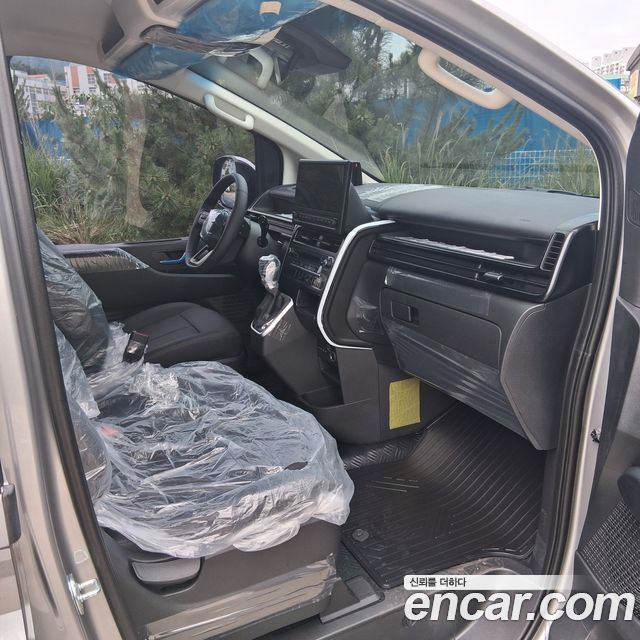 Hyundai Staria L3.5 Cargo 3-Seater Modern 2026 — фото 7