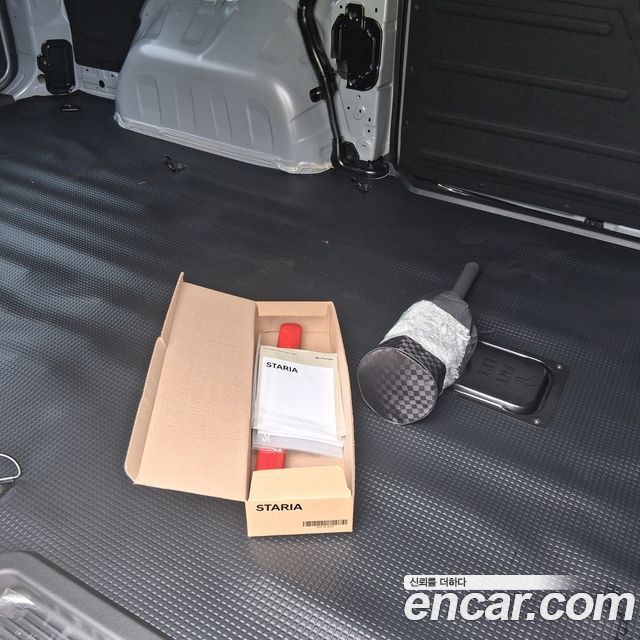 Hyundai Staria L3.5 Cargo 3-Seater Modern 2026 — фото 19