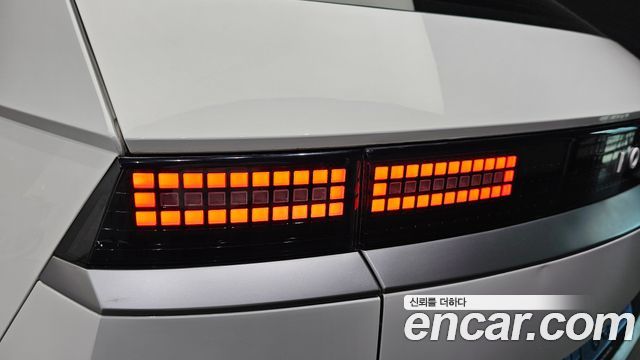 Hyundai Ioniq 5 Long Range AWD Exclusive 2023 — фото 23