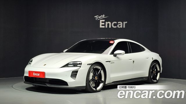 Porsche Taycan GTS