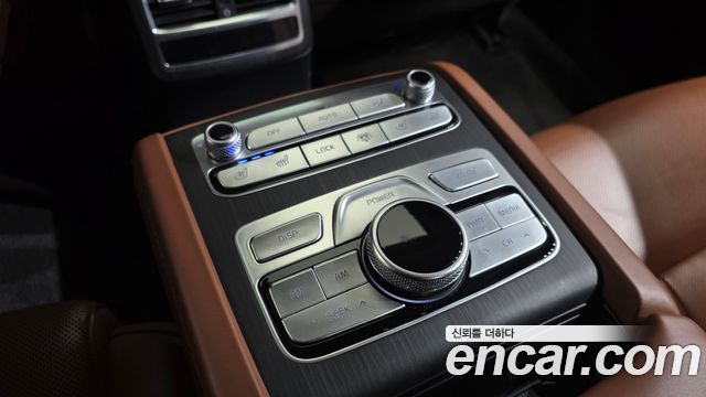 Kia K9 3.3 T-GDI AWD MastersⅢ 2019 — фото 33