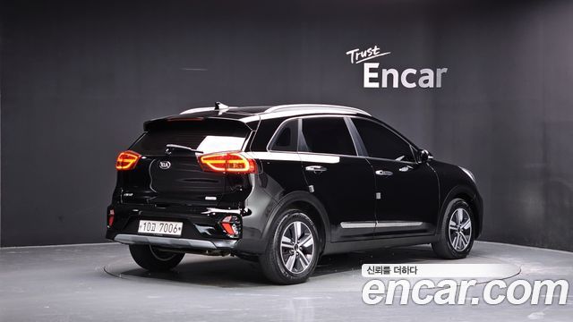 Kia Niro 1.6 HEV Noblesse 2020 — фото 2