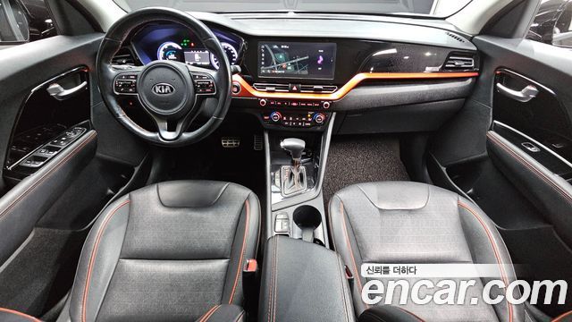 Kia Niro 1.6 HEV Noblesse 2020 — фото 7
