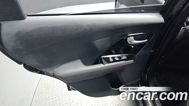Kia Niro 1.6 HEV Noblesse 2020 — фото 25