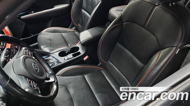 Kia Niro 1.6 HEV Noblesse 2020 — фото 30