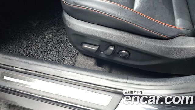 Kia Niro 1.6 HEV Noblesse 2020 — фото 35