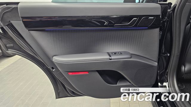 Hyundai Grandeur Hybrid (GN7) Calligraphy 2025 — фото 31