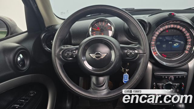 MINI Cooper D Countryman ALL4 1st 2015 — фото 17