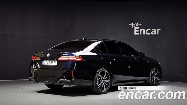 BMW 5 Series (G60) 530i xDrive M Sport 2025 — фото 2