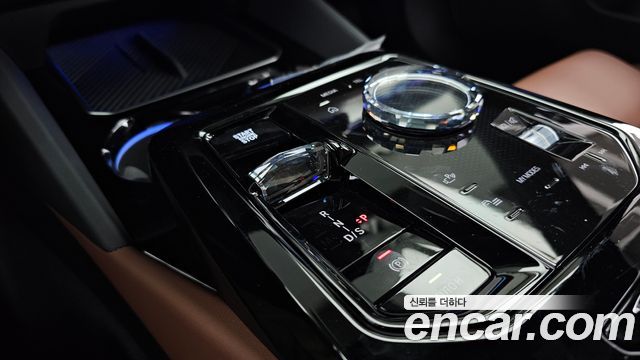 BMW 5 Series (G60) 530i xDrive M Sport 2025 — фото 9