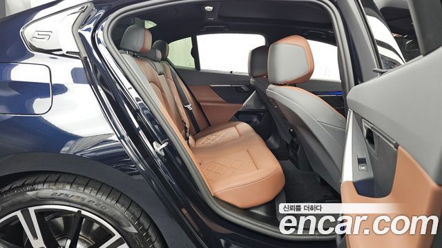 BMW 5 Series (G60) 530i xDrive M Sport 2025 — фото 16