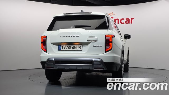 KG Mobility (SsangYong) Torres Gasoline 1.5 2WD T7 2023 — фото 4