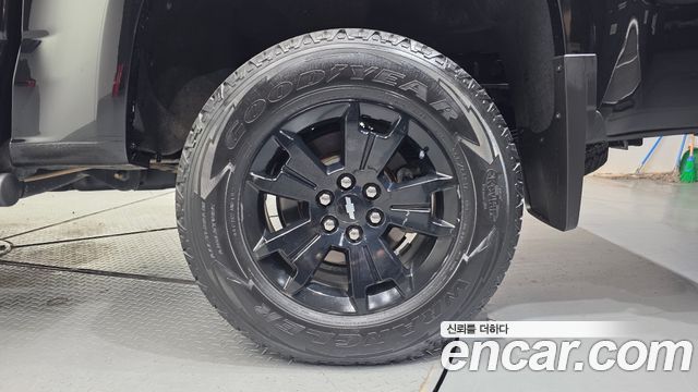 Chevrolet Real New Colorado 3.6 Z71-X Midnight 4WD 2022 — фото 21