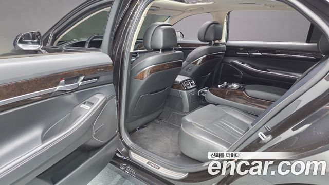 Genesis G90 3.8 AWD Luxury 2019 — фото 12
