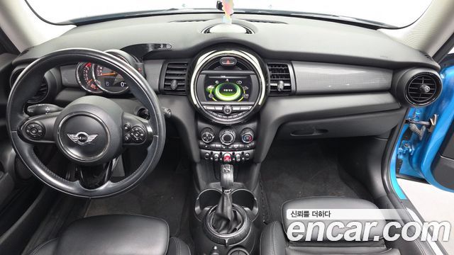 MINI Cooper D Mid 3rd 2015 — фото 7