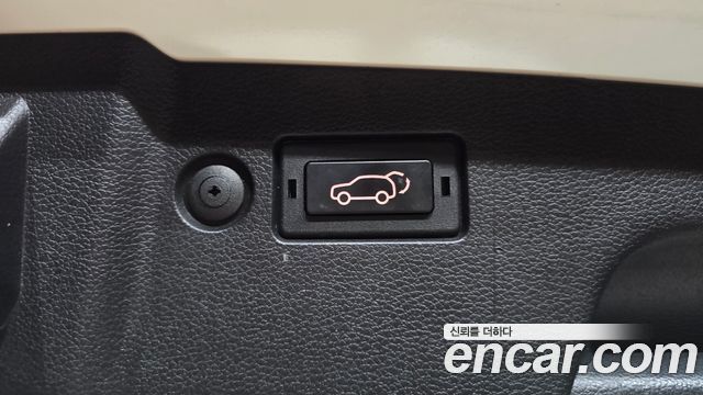 KG Mobility (SsangYong) Torres Gasoline 1.5 2WD T7 2023 — фото 17