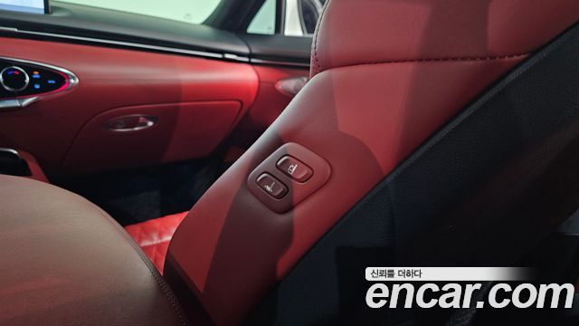 Genesis GV70 3.5T Gasoline AWD 2022 — фото 35