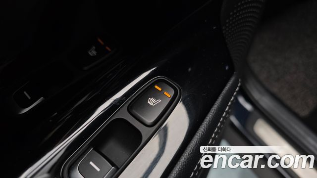 Kia Niro 1.6 HEV Signature 2022 — фото 18