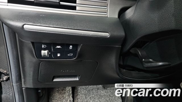 Hyundai Grandeur (IG) 3.0 LPi (Taxi) Deluxe 2020 — фото 15