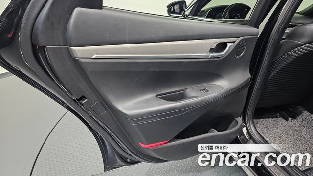 Hyundai Grandeur (IG) 3.0 LPi (Taxi) Deluxe 2020 — фото 25