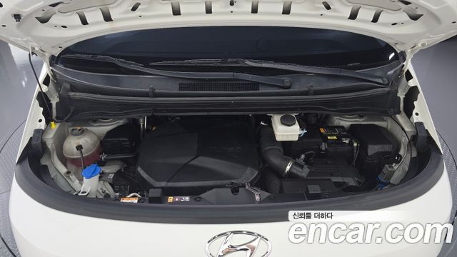 Hyundai Staria Cargo 5-Seater Modern 2022 — фото 6