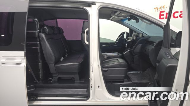 Hyundai Staria Cargo 5-Seater Modern 2022 — фото 11