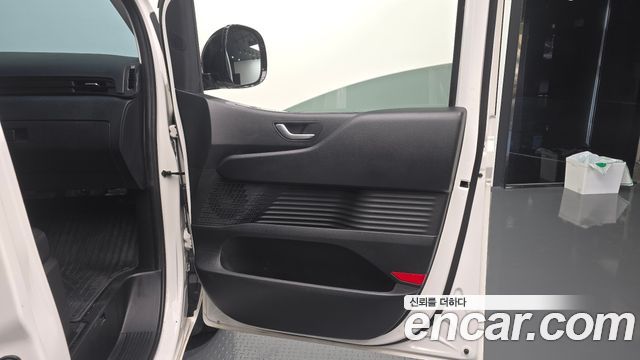Hyundai Staria Cargo 5-Seater Modern 2022 — фото 25