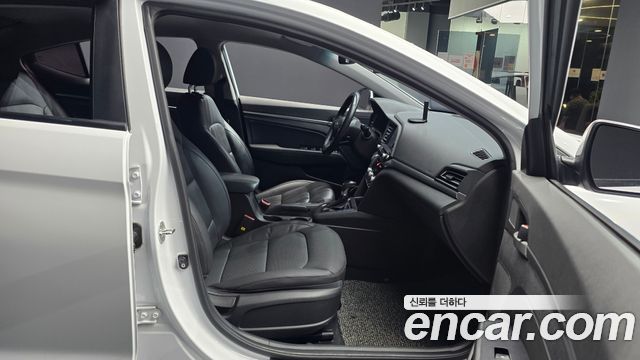 Hyundai Avante (AD) 1.6 Smart 2019 — фото 11