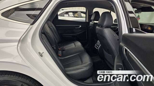 Hyundai Sonata The Edge (DN8) 2.0 Premium 2024 — фото 12