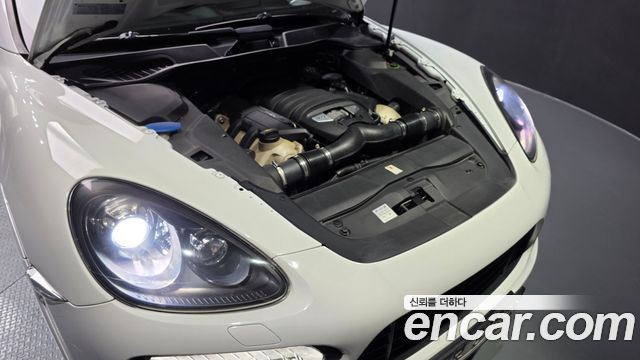 Porsche Cayenne 4.8 GTS 958 2013 — фото 6