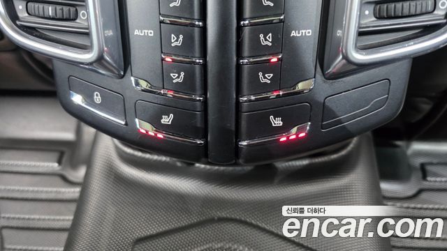 Porsche Cayenne 4.8 GTS 958 2013 — фото 19