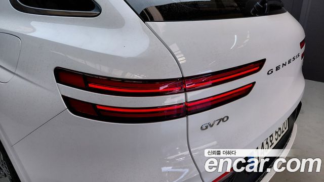 Genesis GV70 2.5T Gasoline AWD 2021 — фото 23
