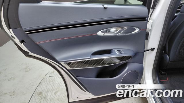 Genesis GV70 2.5T Gasoline AWD 2021 — фото 25