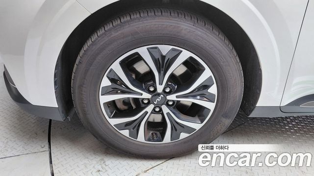 Kia Carnival (IV) Gasoline 9-Seater Noblesse 2023 — фото 5